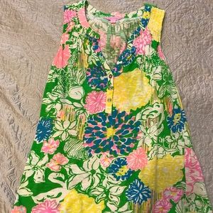 Lilly Pulitzer essie shirt